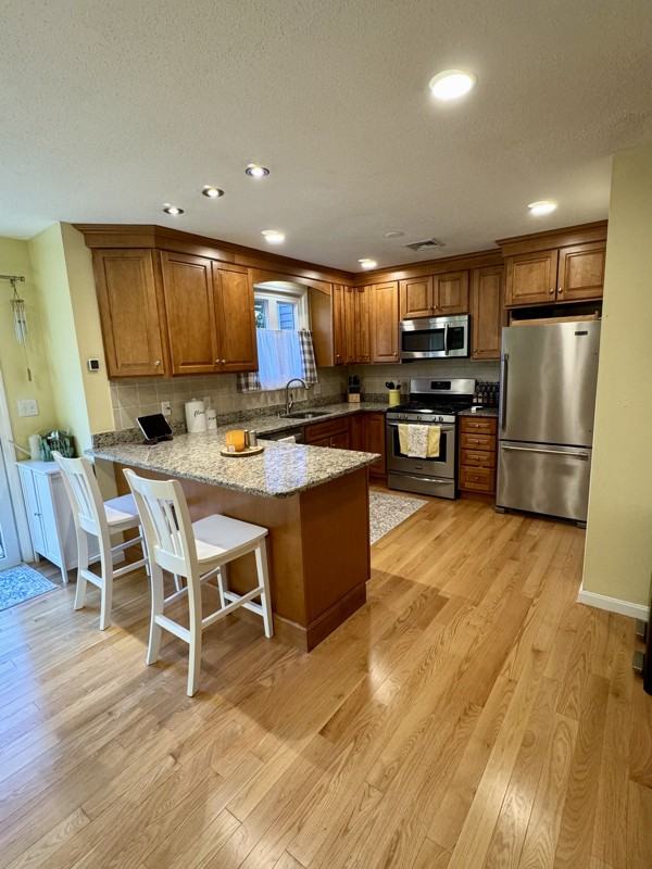 275 Donohue Rd #4 - Photo 6 of 20