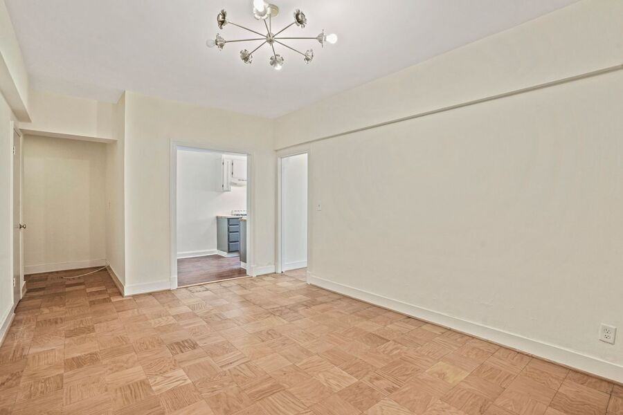 2655 41st St Nw #B4 - Photo 7 of 20