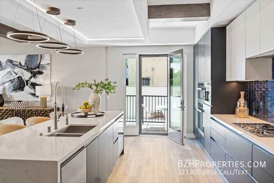 160 N La peer - Photo 5 of 21