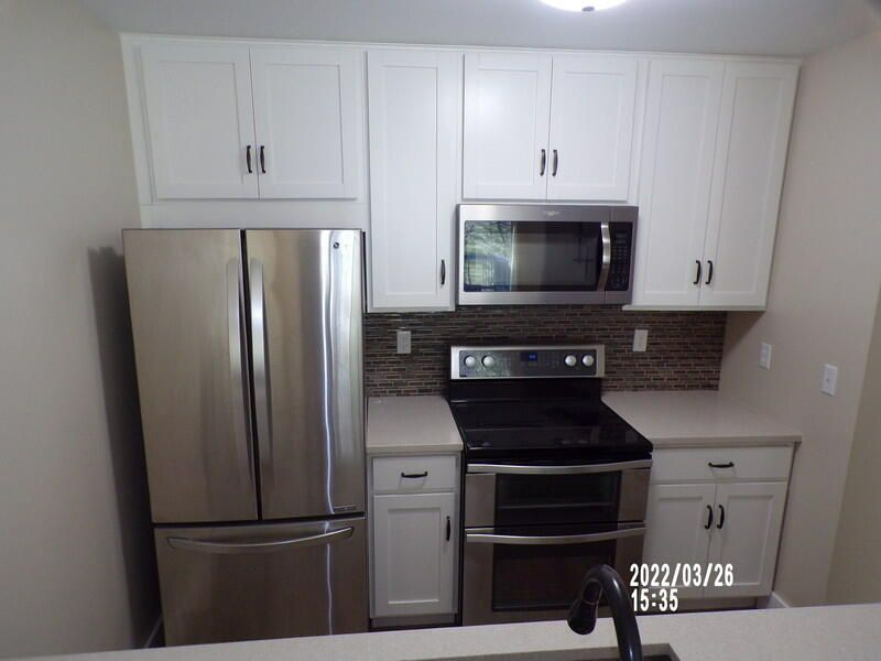 18158 Mohawk Dr - Photo 2 of 20