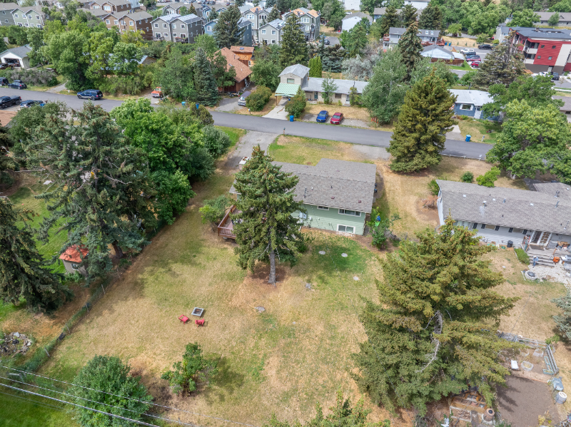 1608 Alder Ct - Photo 4 of 21