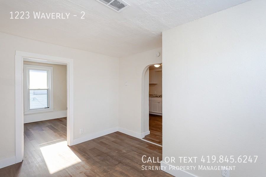 1223 Waverly Ave #2 - Photo 3 of 15