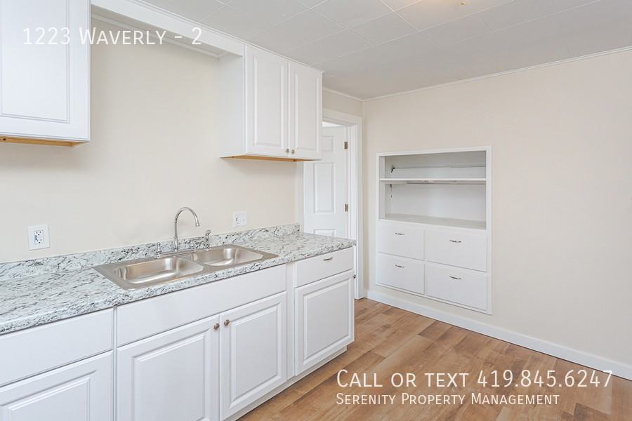 1223 Waverly Ave #2 - Photo 7 of 15