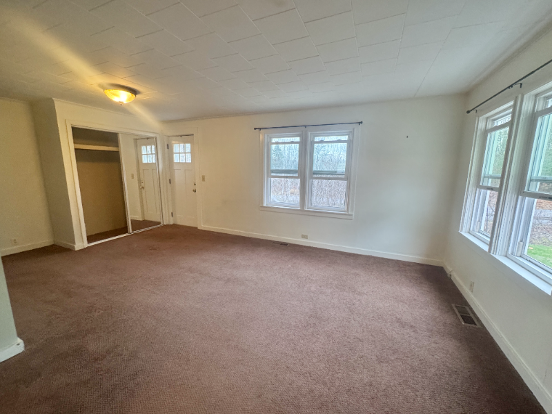 1274 Bangor Rd - Photo 2 of 11