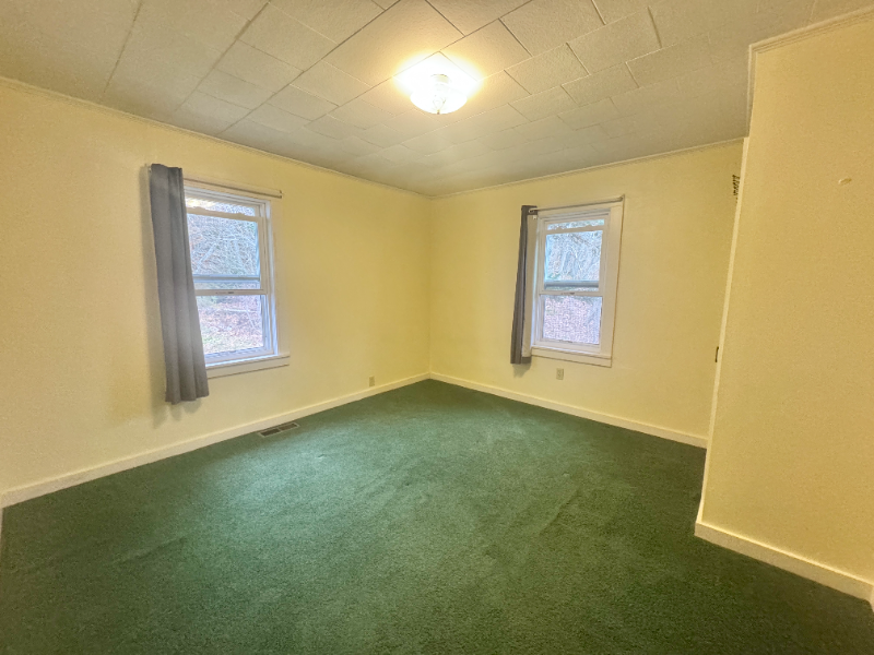 1274 Bangor Rd - Photo 7 of 11