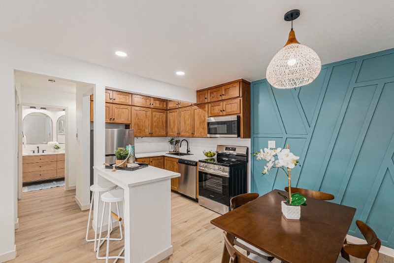 620 Mathews Street #104