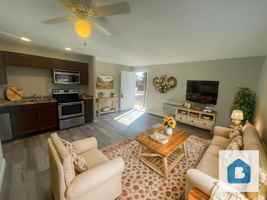 featured image of 625 W 14th St #17