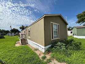 186 Ne Coachlight Dr - Photo 1 of 1