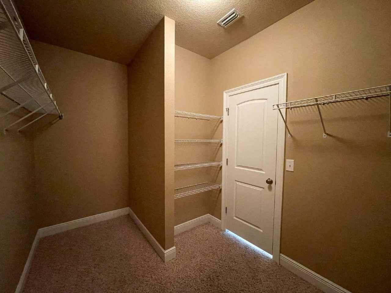 5010 Maggie Ln - Photo 7 of 26