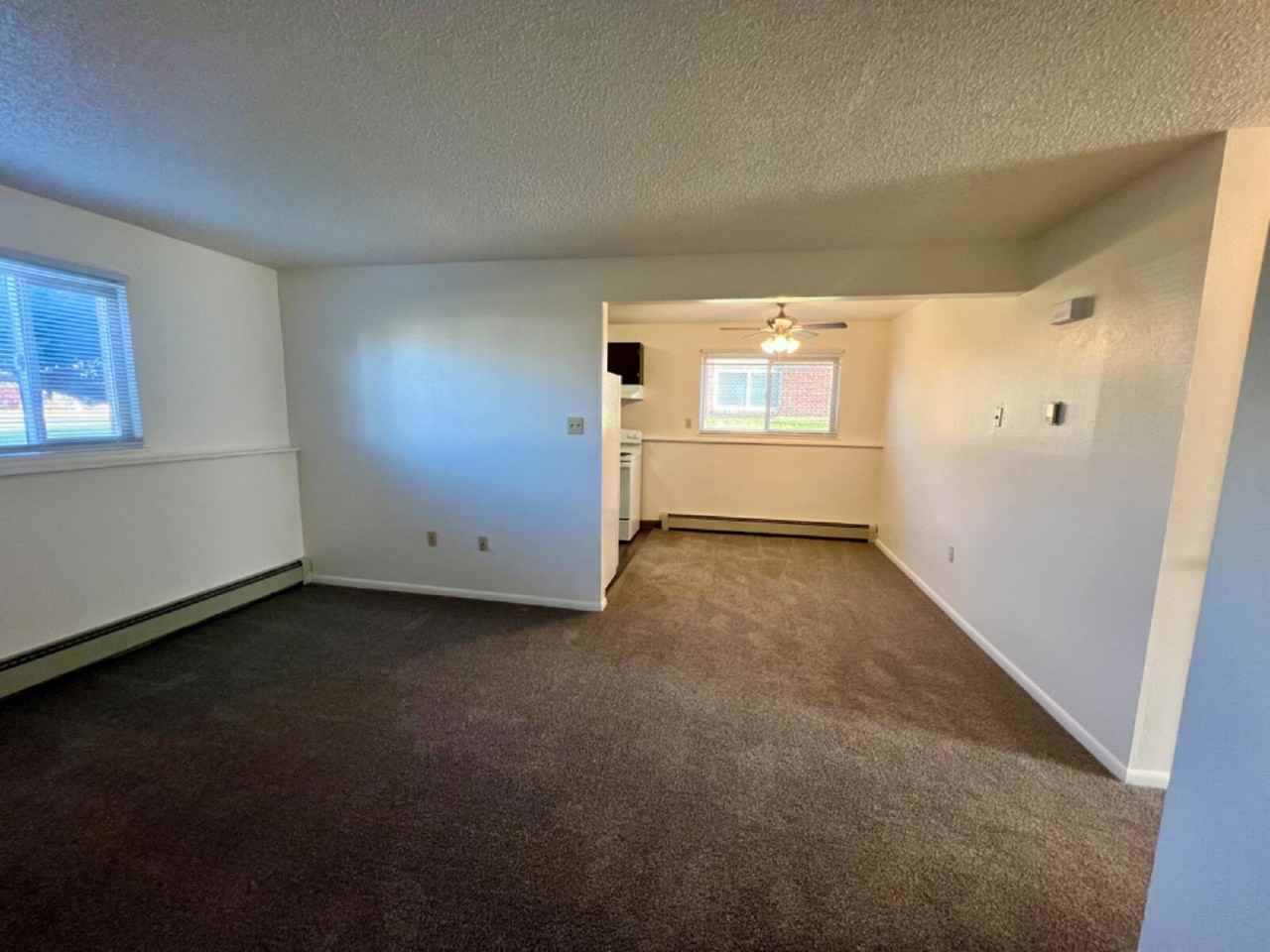 1519 Oxford Drive - Photo 3 of 14