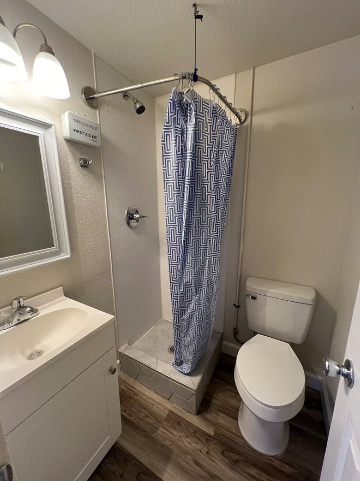 600 Central Ave - Photo 3 of 3