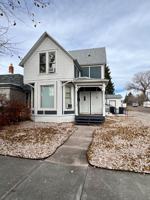 featured image of 622 E 17th St Unit A