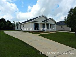 featured image of 832 Hamilton Bridges Dr W