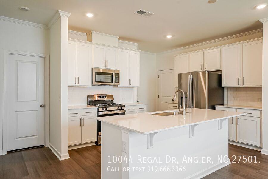 10044 Regal Dr - Photo 6 of 16
