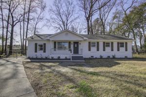 featured image of 605 Michigan Ct