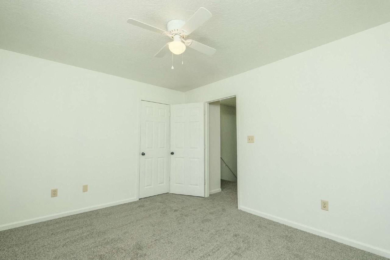 587 Baker Rd - Photo 6 of 12