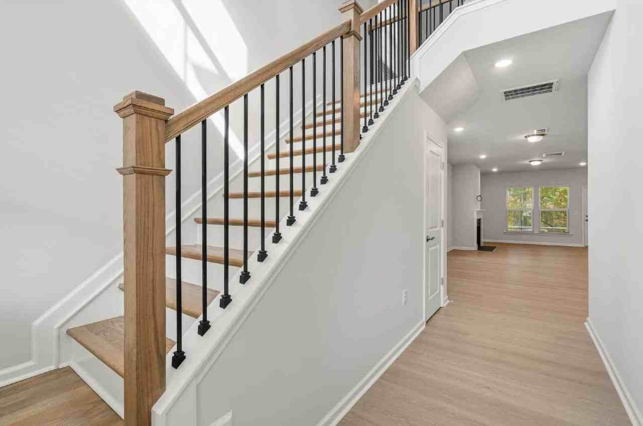 505 Providence Springs Ln - Photo 4 of 40