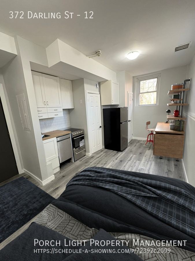 372 Darling St #12 - Photo 2 of 5