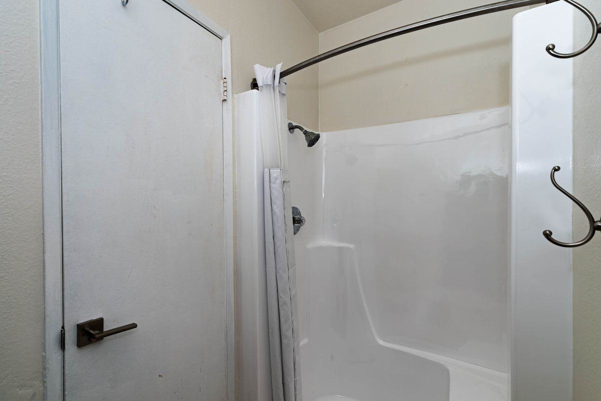 355 S Madison Ave - Photo 7 of 15