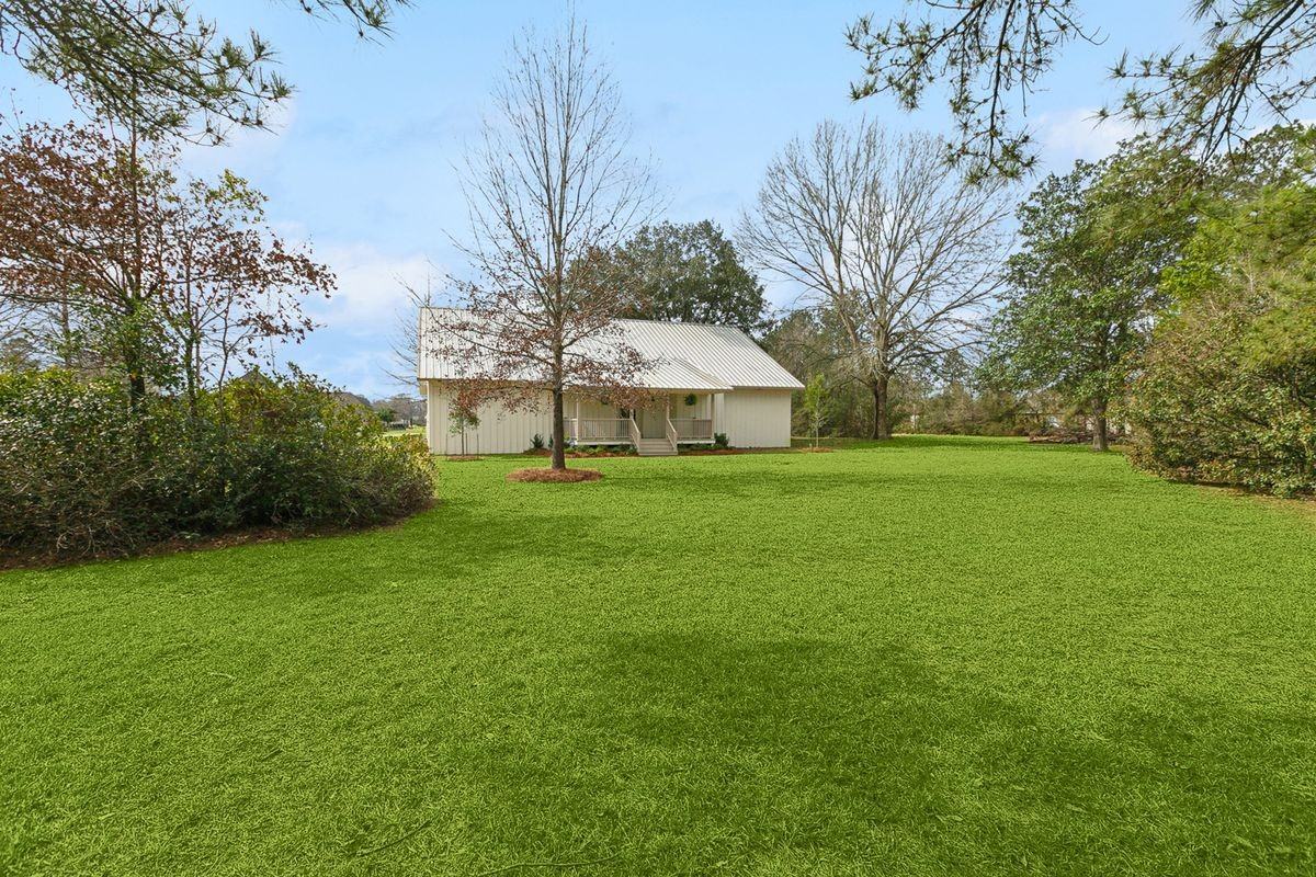 10834 Cloverleaf Dr - Photo 4 of 23