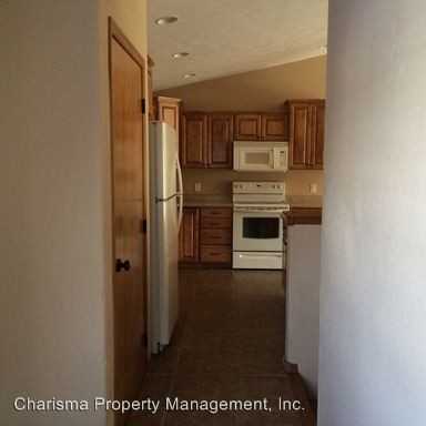 5405 W Darcie Ave - Photo 3 of 32