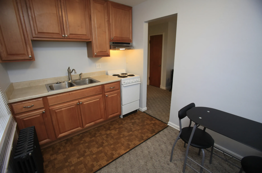 413 Washtenaw Ave #413-2 - Photo 2 of 37