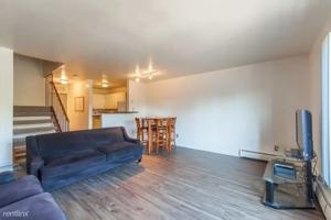 featured image of 1224 Washtenaw Court