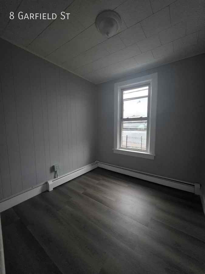 8 Garfield St - Photo 2 of 14