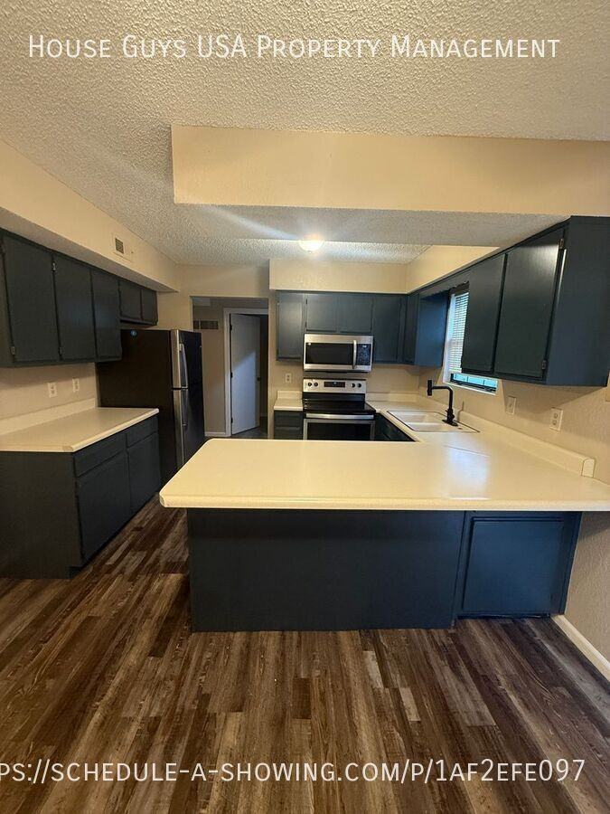 710 Sw 37th St - Photo 4 of 15