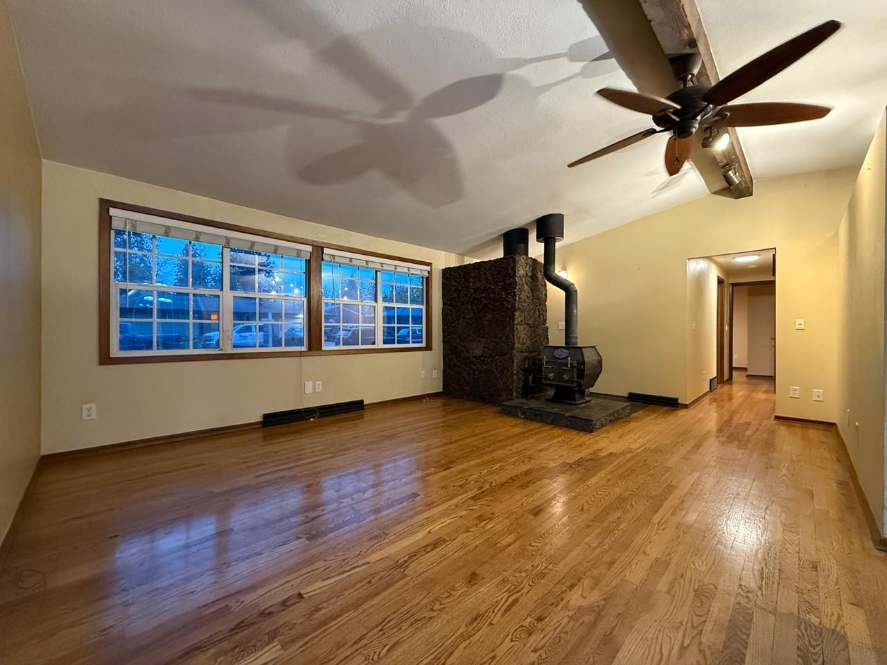 12915 East Blossey Avenue - Photo 3 of 18