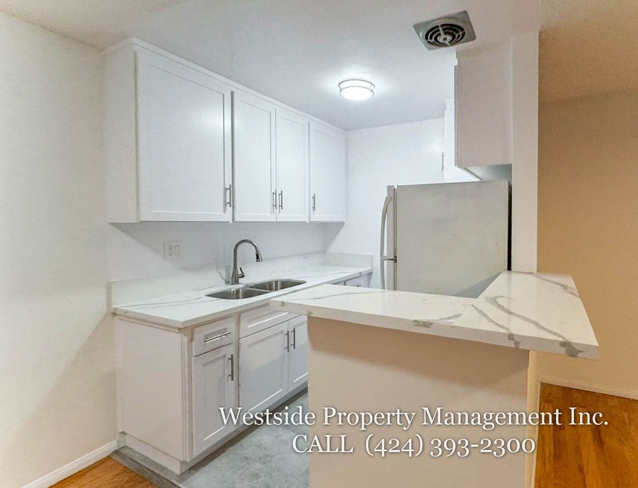 1814 11th St #3 - Photo 4 of 29