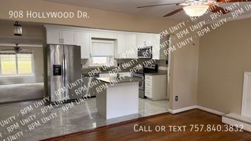 featured image of 908 Hollywood Dr