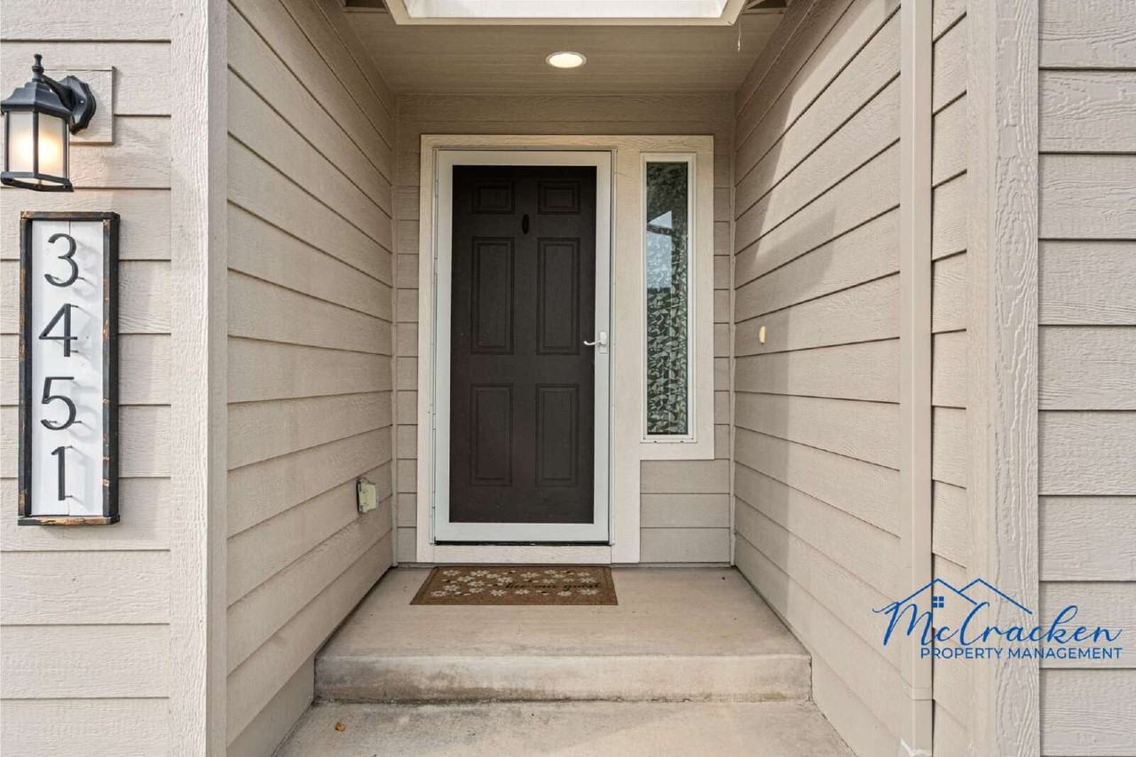 3451 Durst Street - Photo 4 of 31