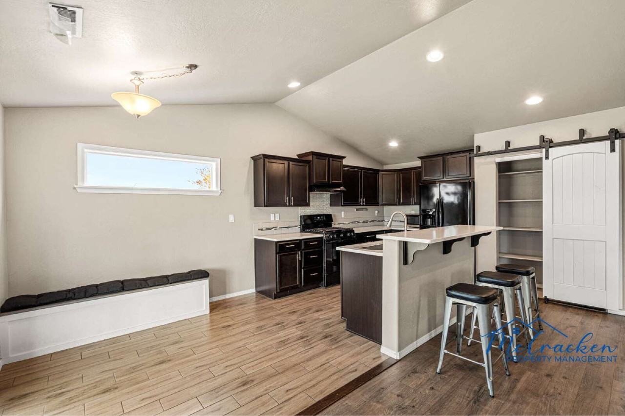 3451 Durst Street - Photo 7 of 31