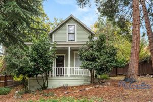 featured image of 698 Ashland St