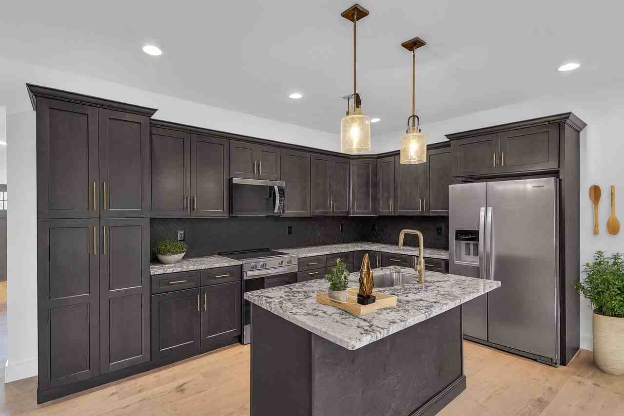 252 River Valley Circle #2 - Photo 3 of 32