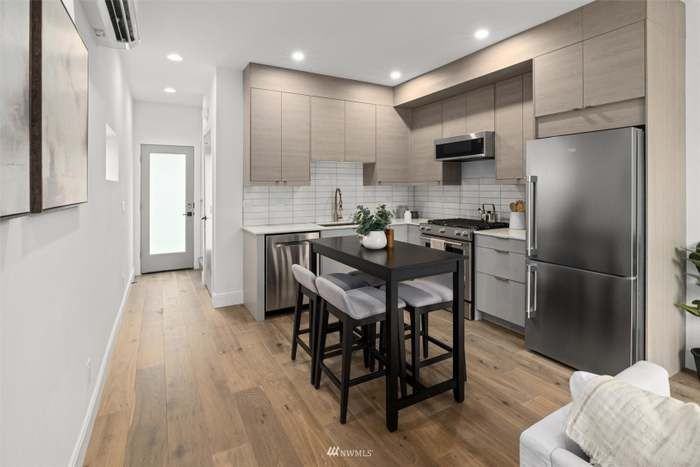 4758 Green Lake Way N #NA - Photo 2 of 14