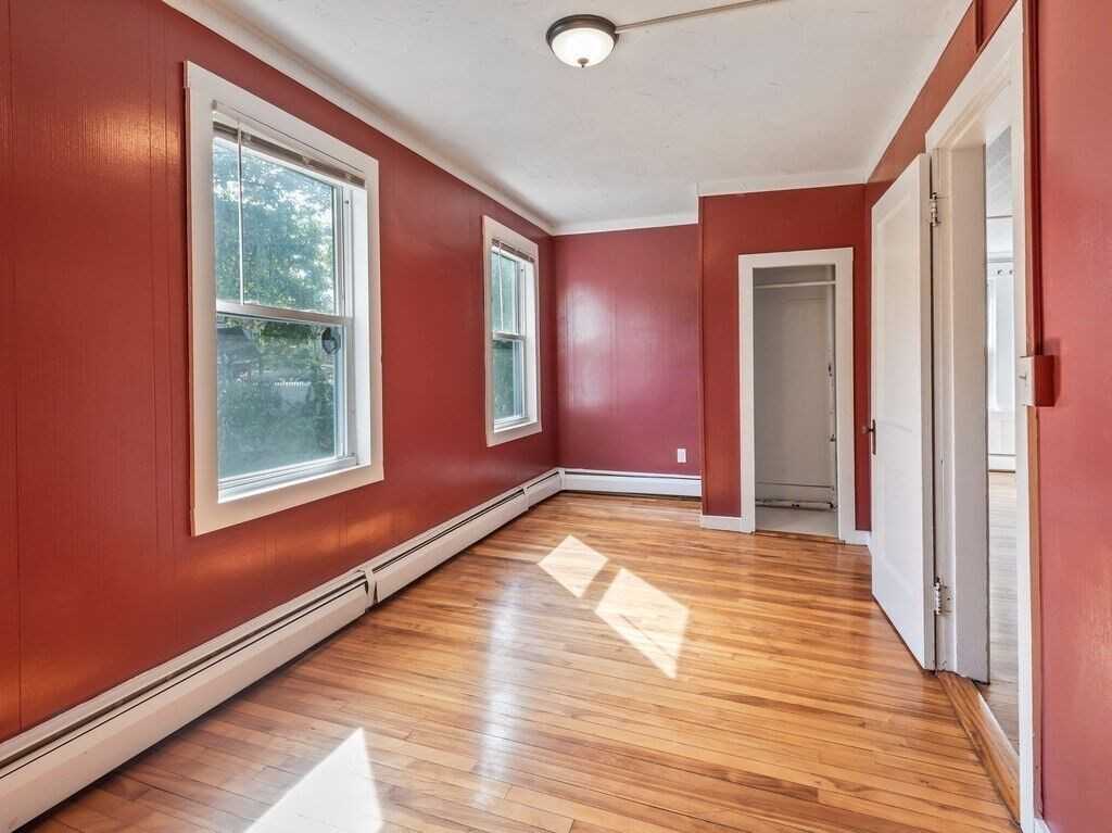 42 Upton St #2 - Photo 7 of 11