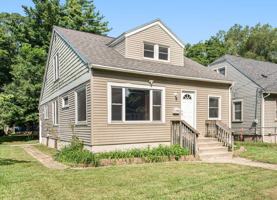 featured image of 817 Dorchester Ave Sw