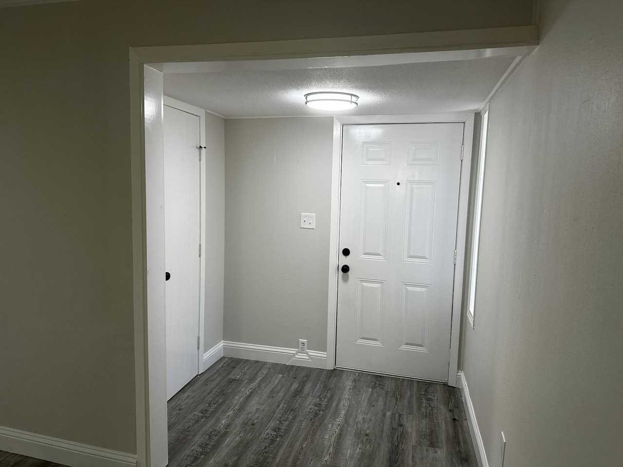 209 Pendleton Street - Photo 7 of 31