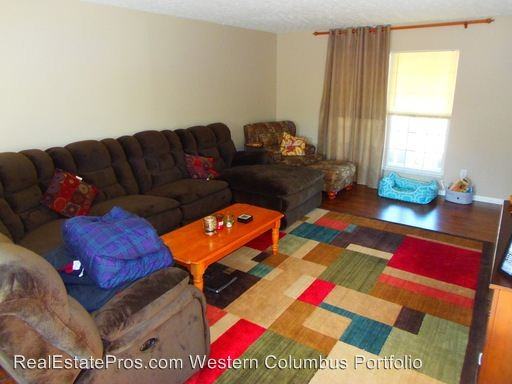 130 Welshmore Dr - Photo 3 of 16