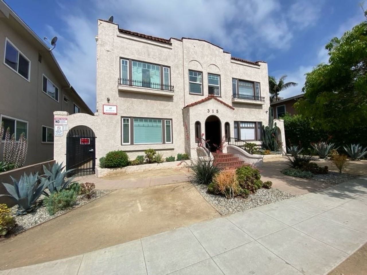 315 Cherry Ave - Photo 3 of 6