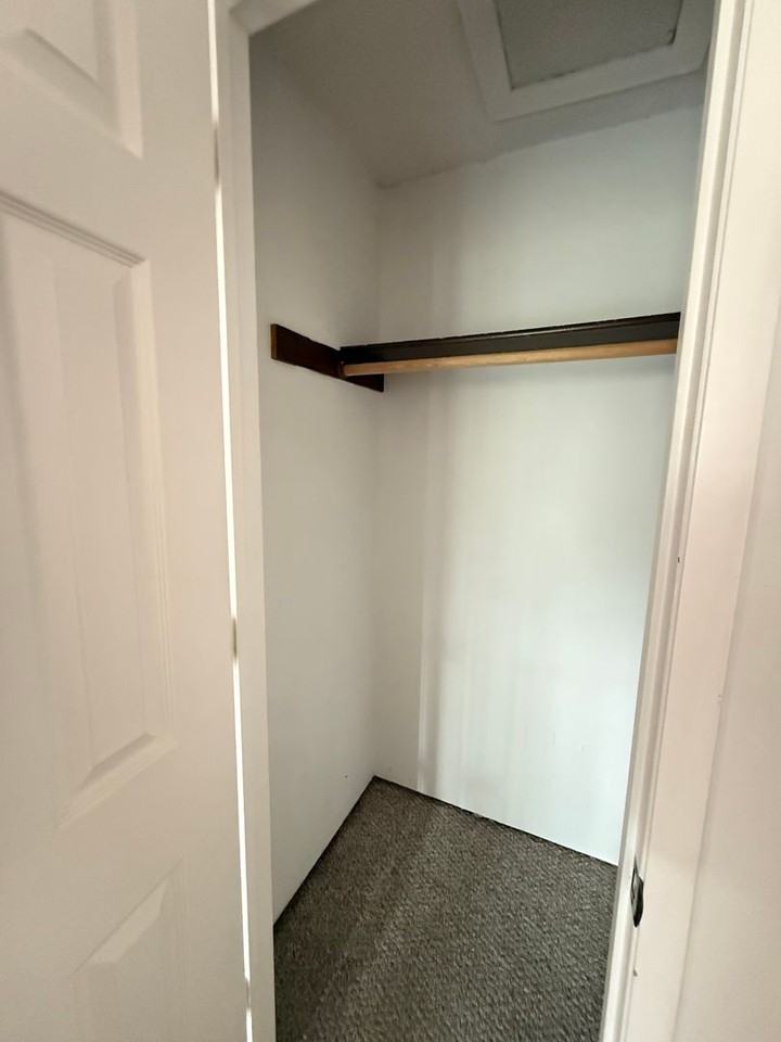 1630 Se Tempest Dr #11 - Photo 7 of 14