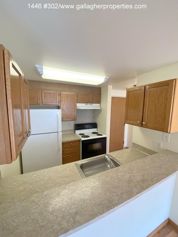 1446 - Photo 2 of 16