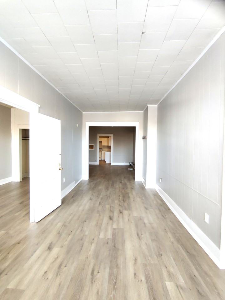 305 / 30 E Railroad St, Sandwich - Photo 3 of 10