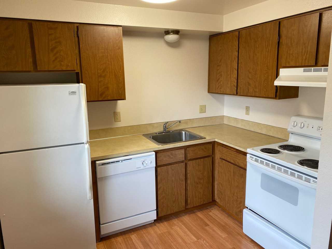 Harris Apartments - Photo 2 of 22