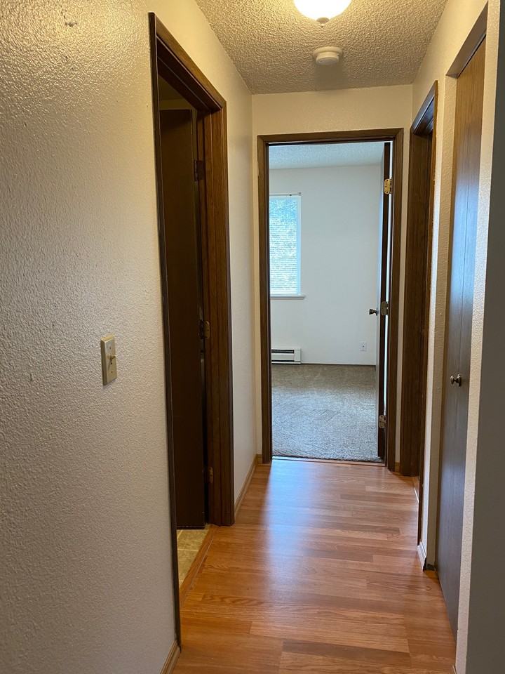 Harris Apartments - Photo 4 of 22