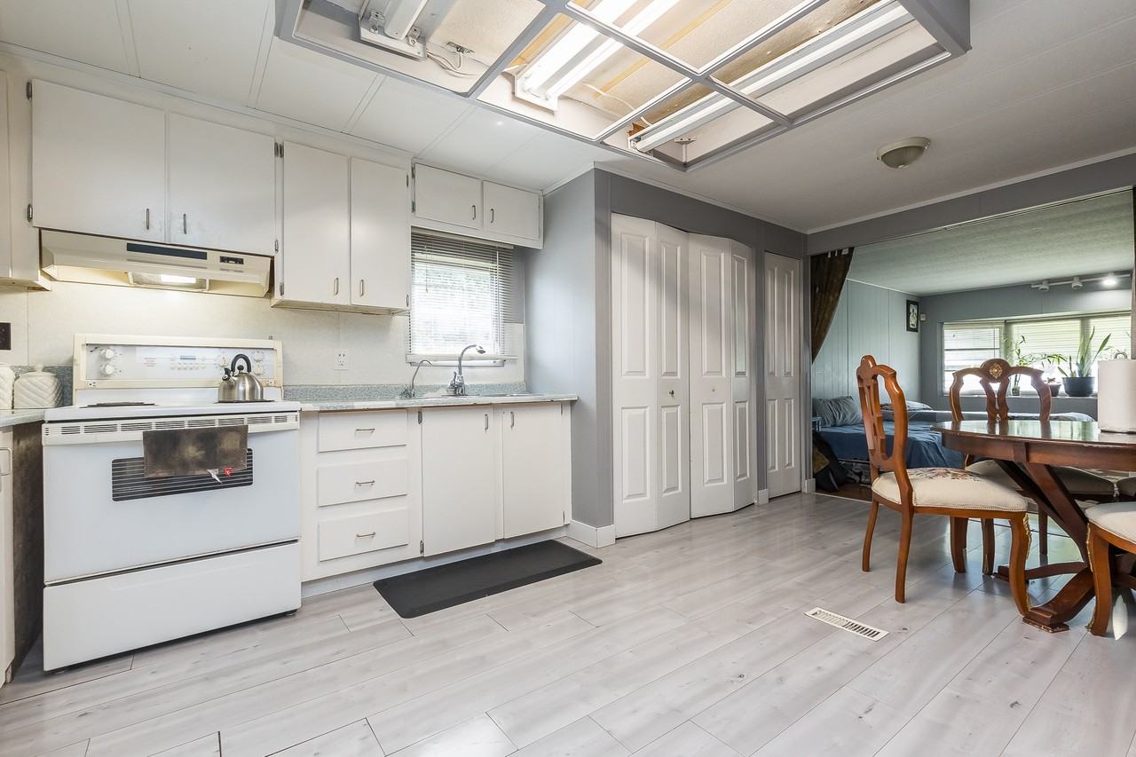 31528 Monarch Court #MAIN - Photo 4 of 38