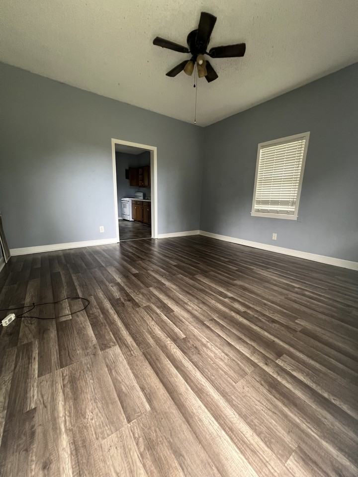 65 Rogers Corner Road - Photo 2 of 8