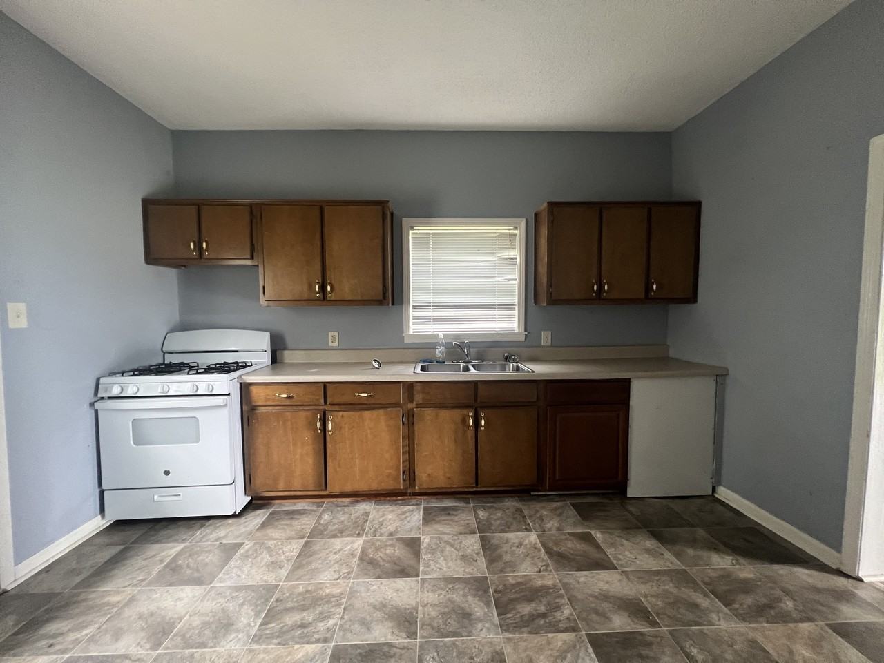 65 Rogers Corner Road - Photo 7 of 8